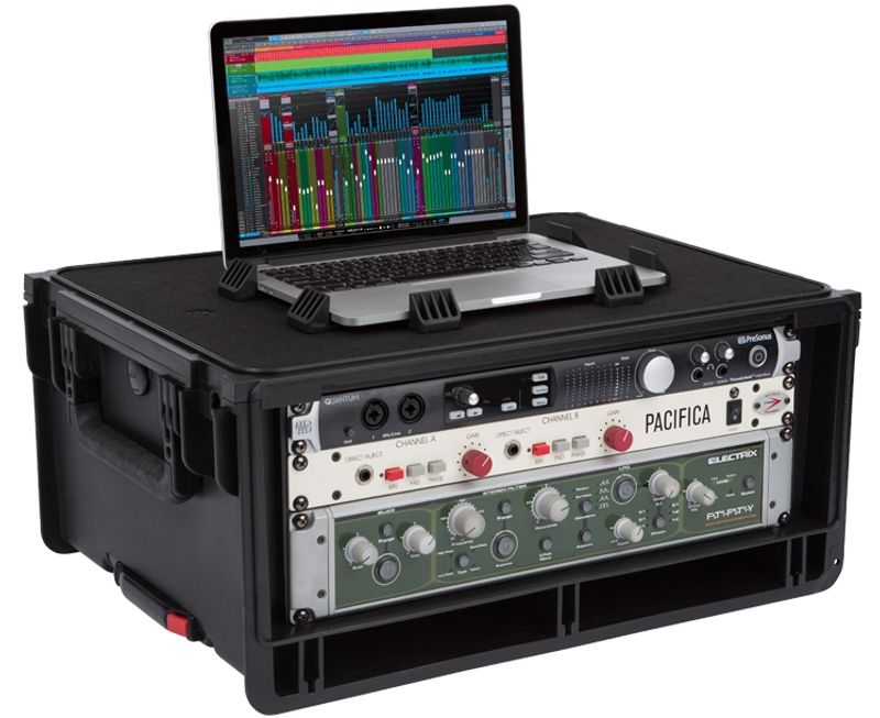 SKB Cases 1SKB-iSF4U 4U Studio flyer