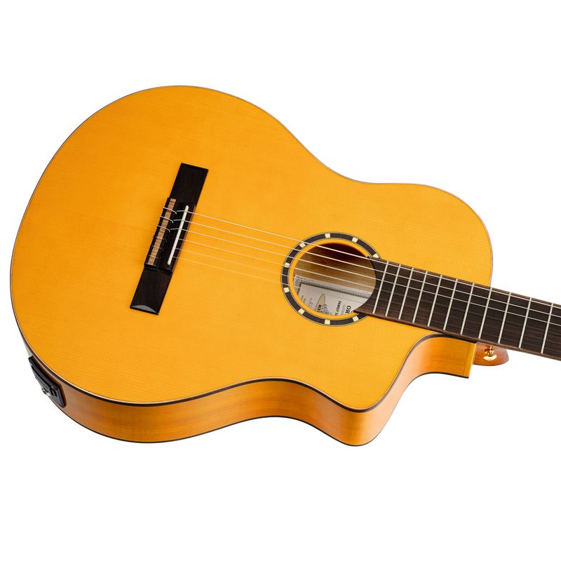 Ortega RCE170F Klassisk gitar m.mik, 4/4 Size, Flamenco model