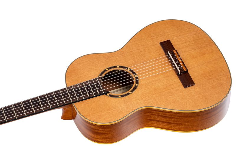 Ortega R122G-3/4 Klassisk gitar 3/4 Size, Gloss finish