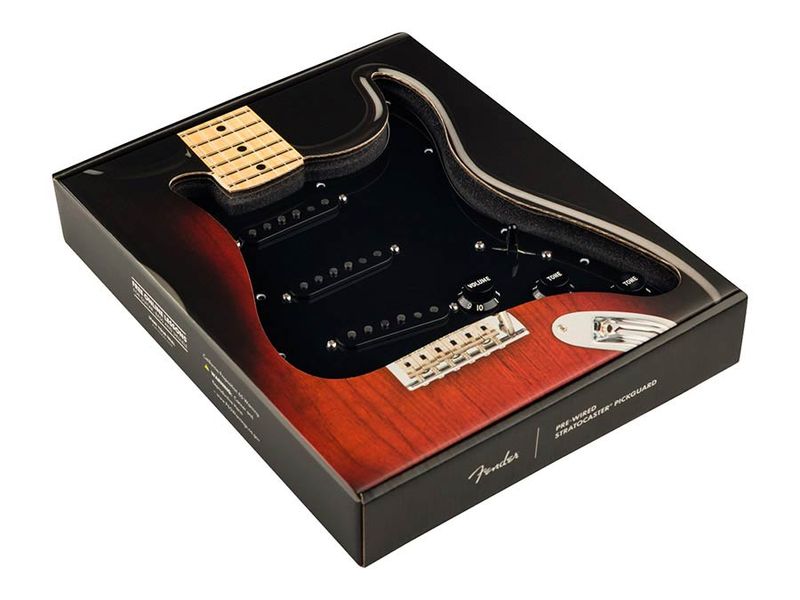 Fender Pre-wired Strat Pickguard, Pure Vintage '59 SSS w/RWRP middle, 11 screw holes, black