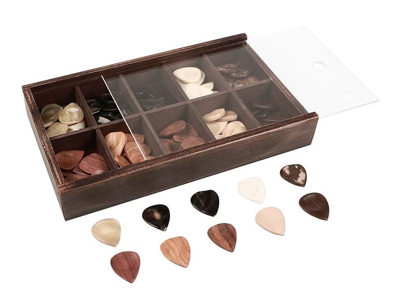 Boston Madagascar ErgoGrip Pick Assorment Box (100 pcs)