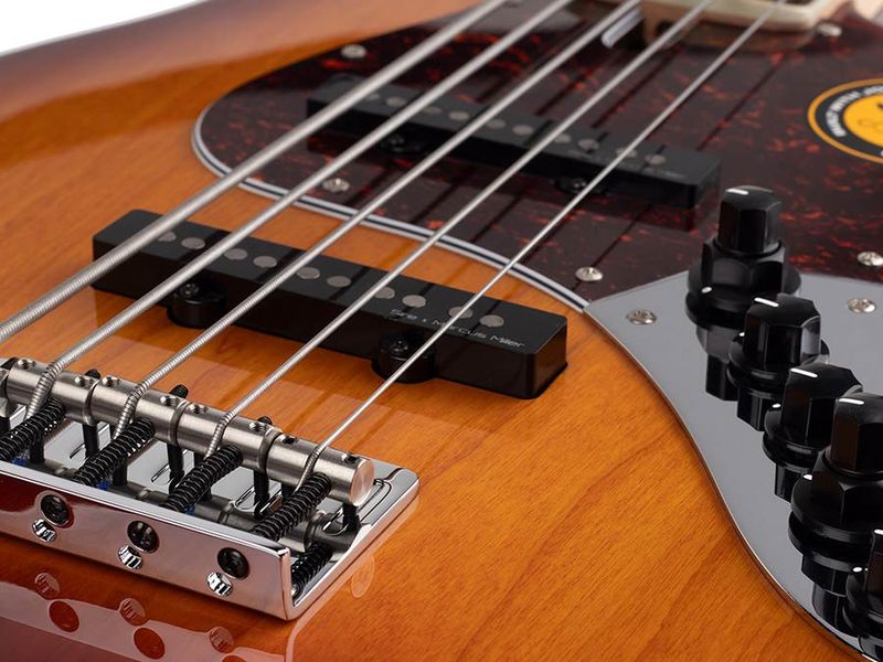 Sire V7 2nd Gen Series Marcus Miller fretless Alder 5-string Bass Guitar Tobacco Sunburst