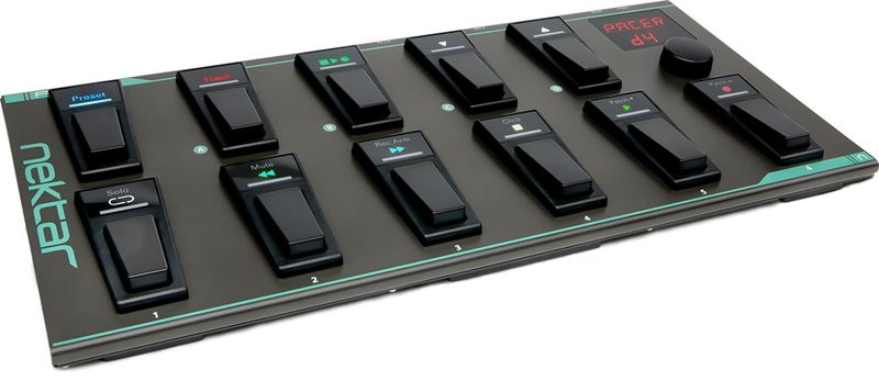 Nektar Pacer - MIDI DAW fotkontroller med 10st programmerbara fotomkopplare, LED-display, 2st expressionpedalingångar