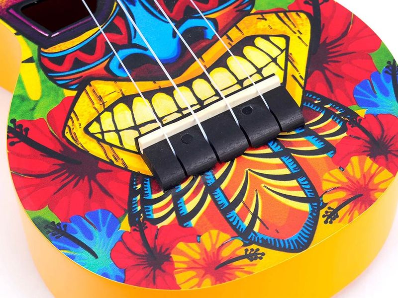 Mahalo Art Series, soprano ukulele TIKI, with bag