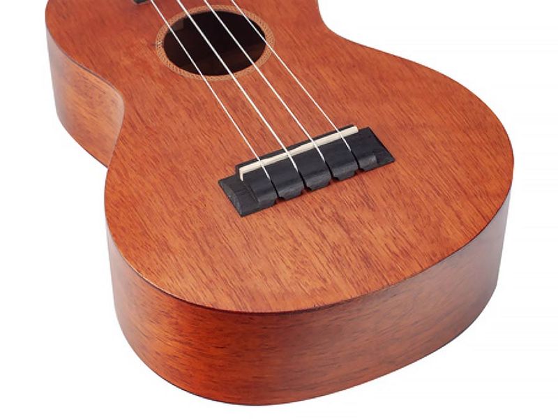Mahalo Java Series, concert ukulele pack, transparent brown, with essentials accessory pack
