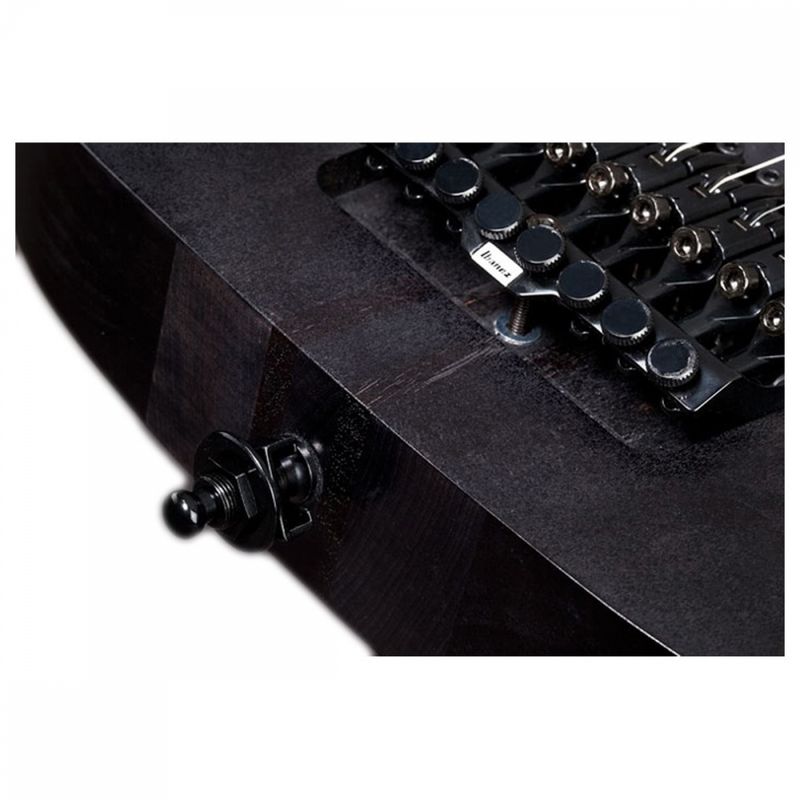 Ibanez M8M Meshuggah Signature m/koffert