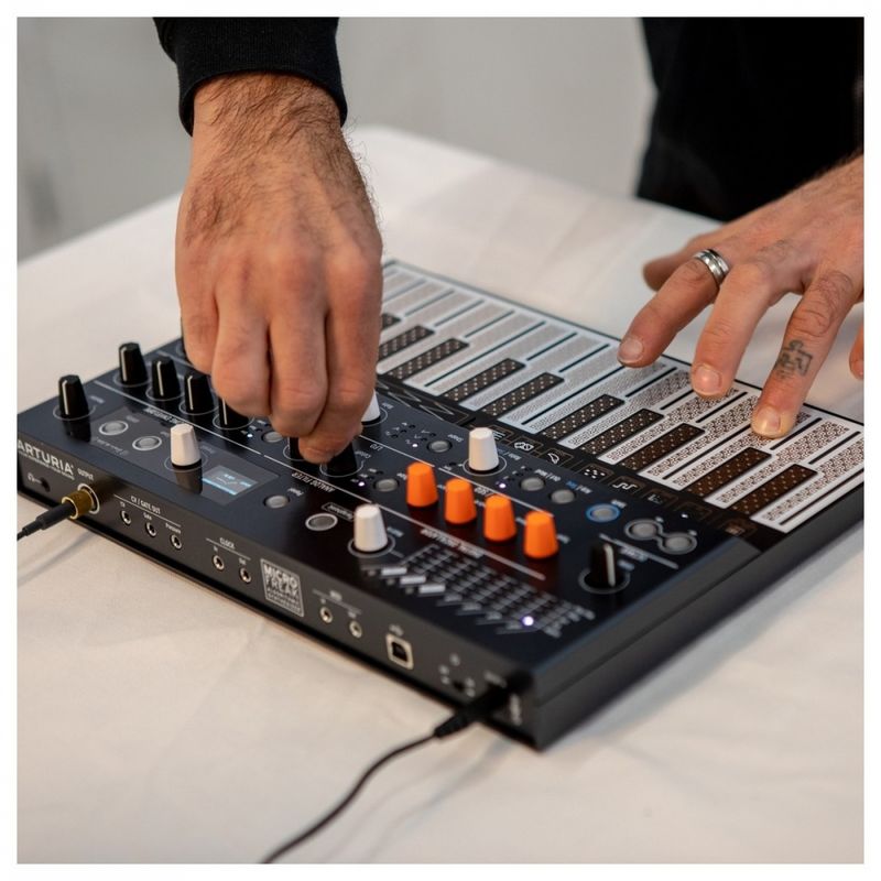 ARTURIA MicroFreak