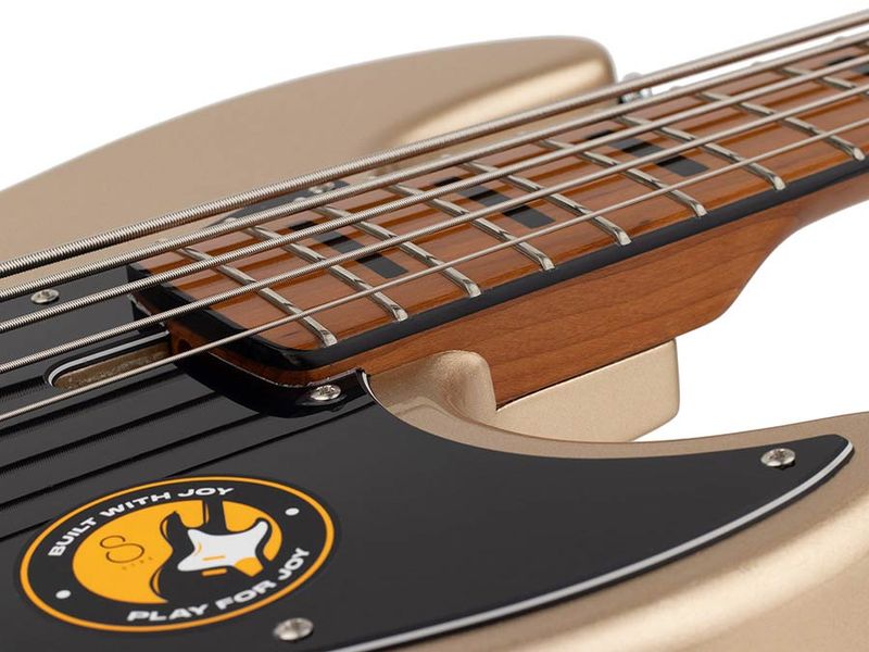 Sire V5 A5/CGM Marcus Miller alder 5-string passive bass guitar champagne gold metallic