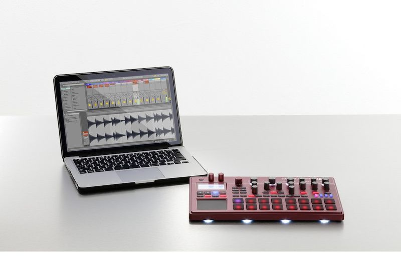 KORG Electribe 2S-RD Sampling Production machine.